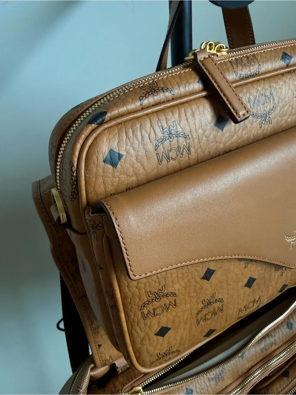 MCM Large Aren Multi-Backpack In Visetos - Picture 7 of 16